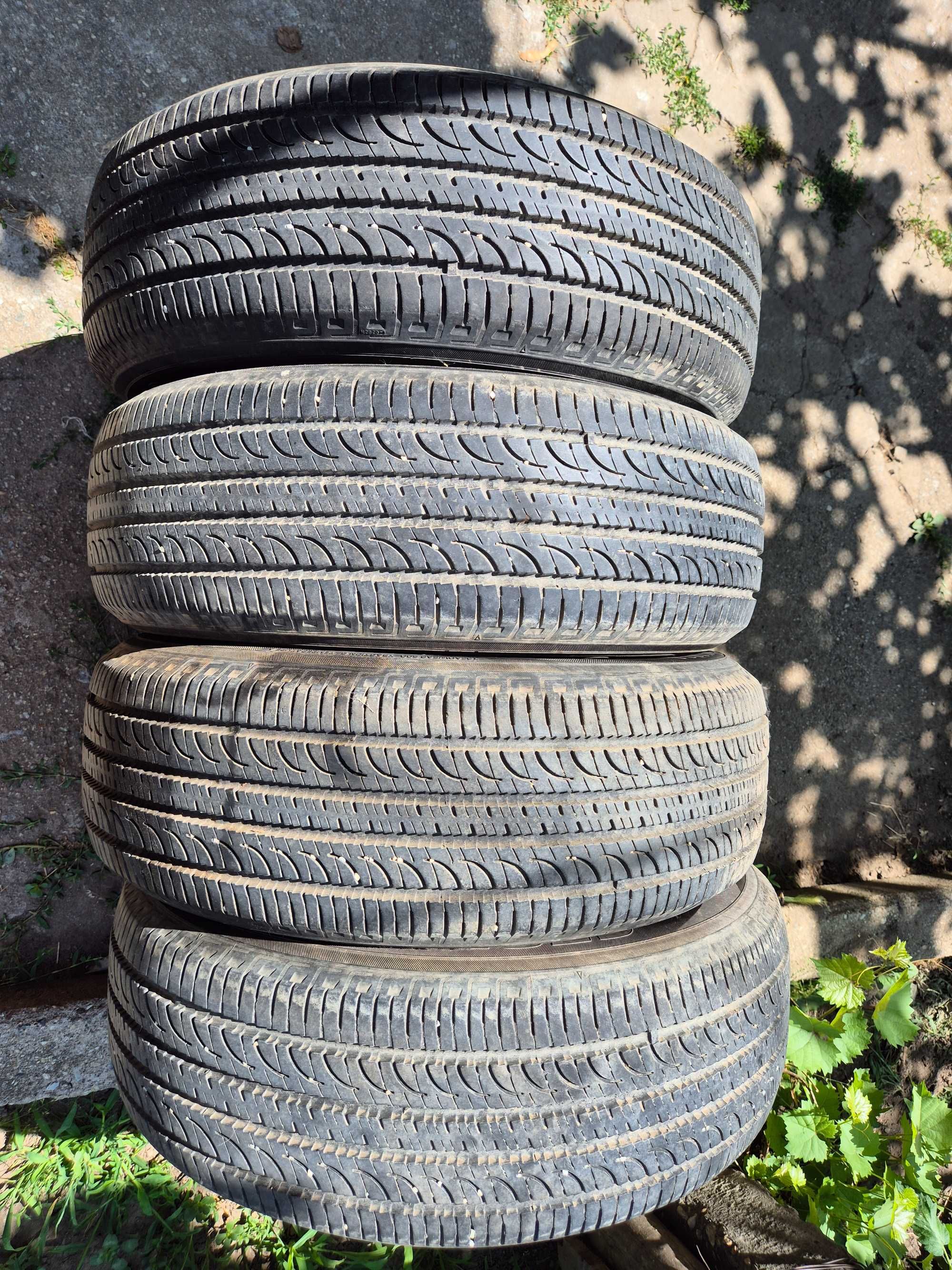 Продавам гуми Yokohama GEOLANDAR SUV