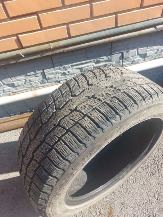 Зимняя резина почти новая, TOYO 205/55/16 R16 hyundai elantra