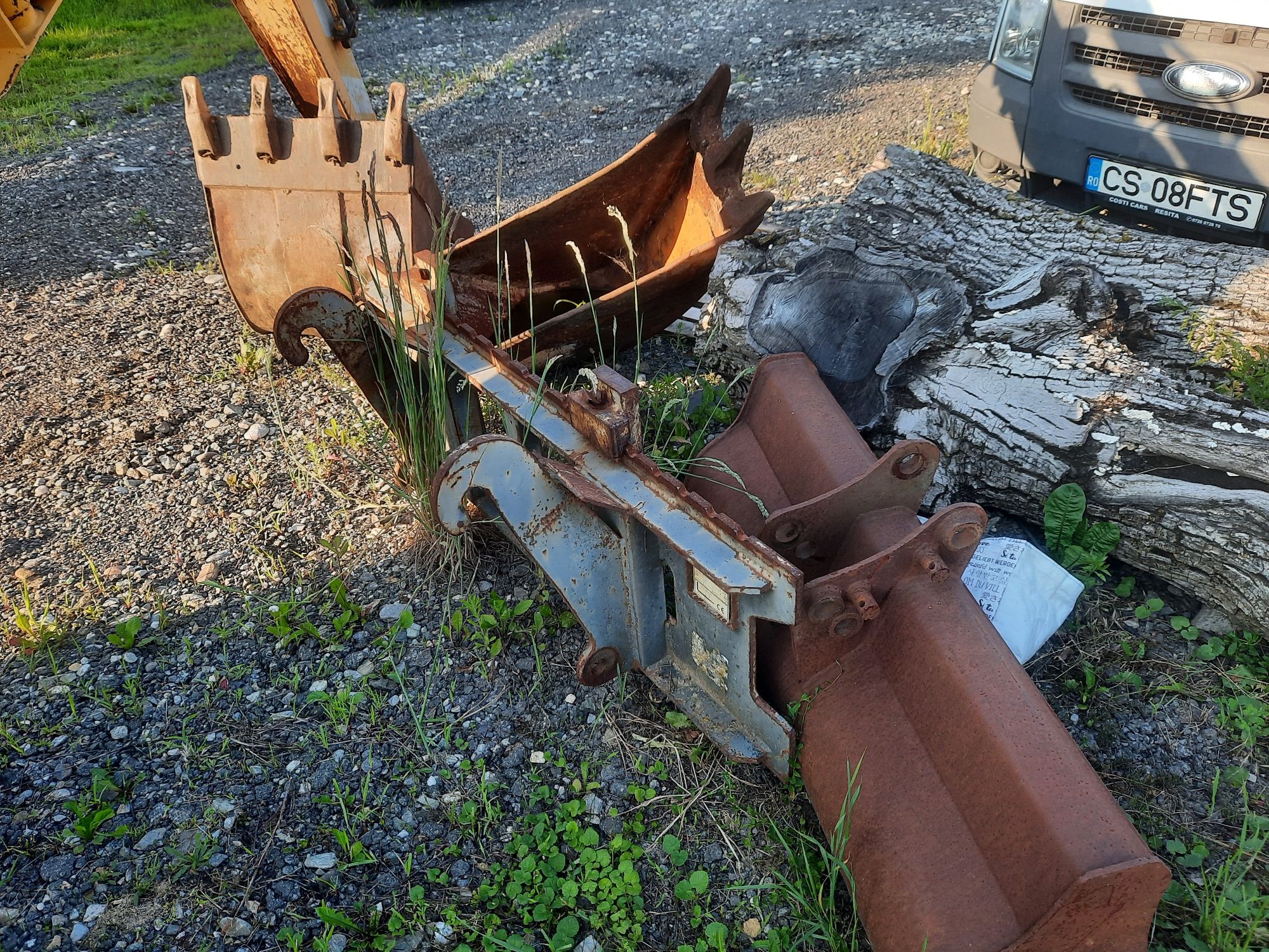 Buldoexcavator  komatsu wb70 a