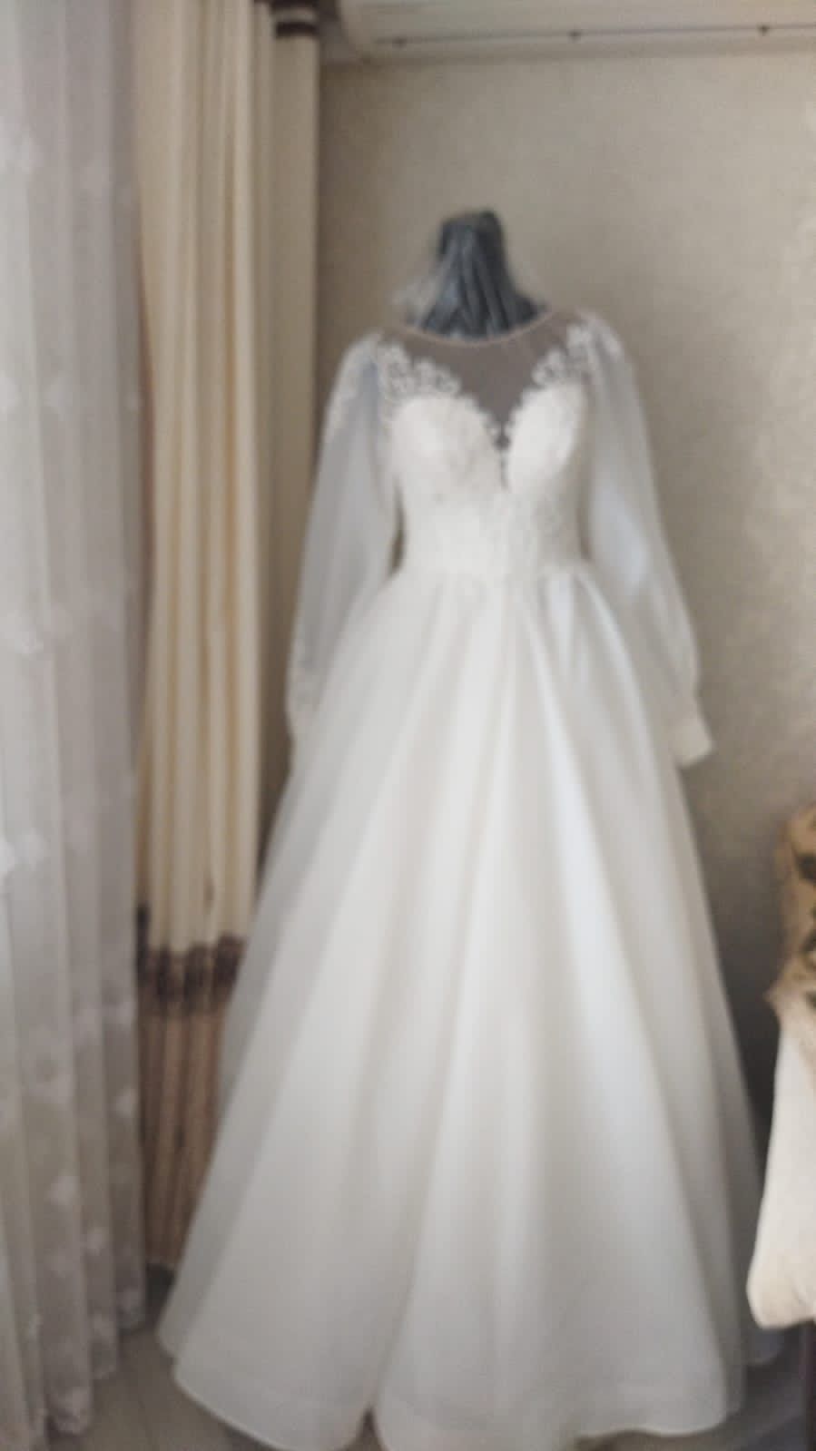 Продам НОВОЕ свадебное платье