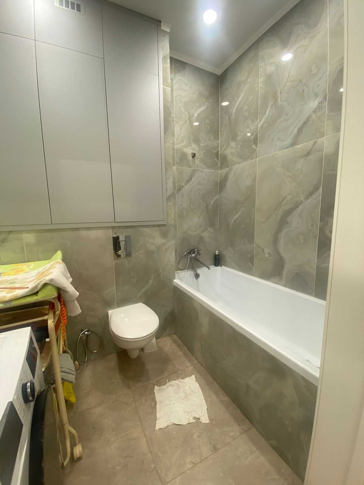 Продам 4 комнатную квартиру 122.1 кв. м.