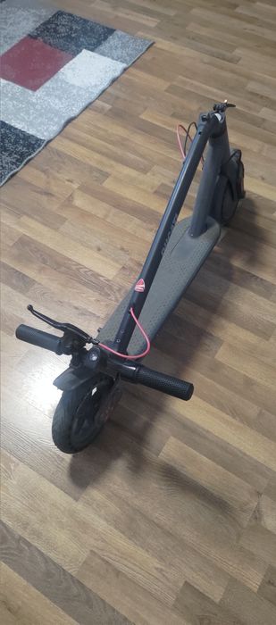 Trotinetă electrică Ducati
