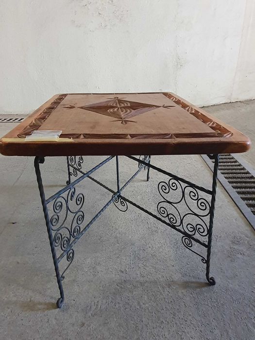 Антична старинна салонна масичка