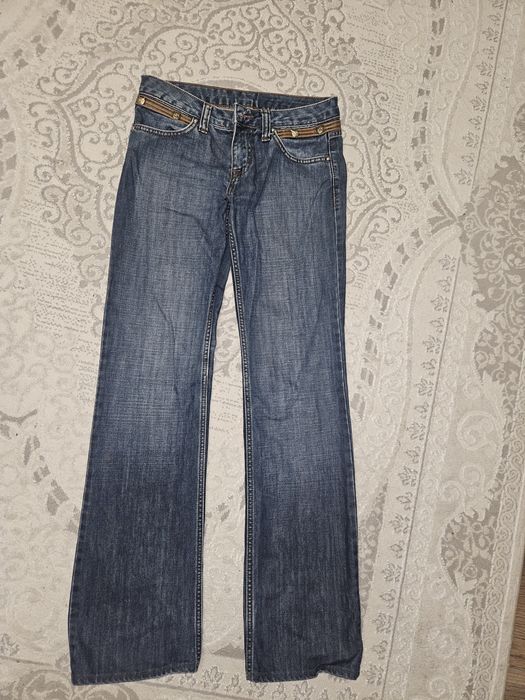 Отдам даром джинсы