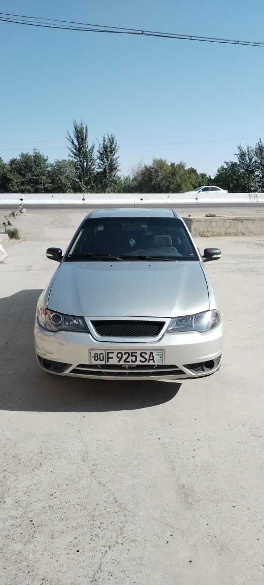 Нексия сотилади 2009