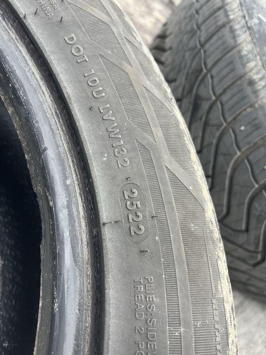 Всесезонни гуми 235/55/17- четри броя.Грипмакс