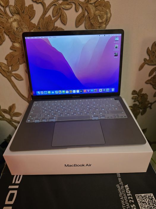 Макбук Эйр М1 256гб ЕАС с