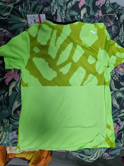 Tricou Nike nou, L