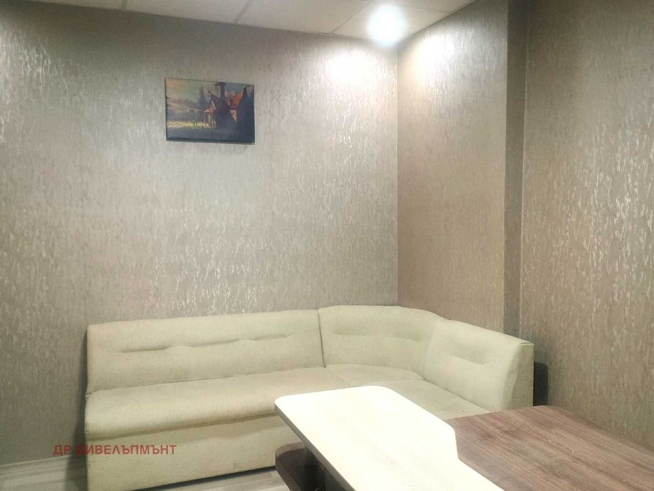 Продава 4-СТАЕН
град София, Оборище