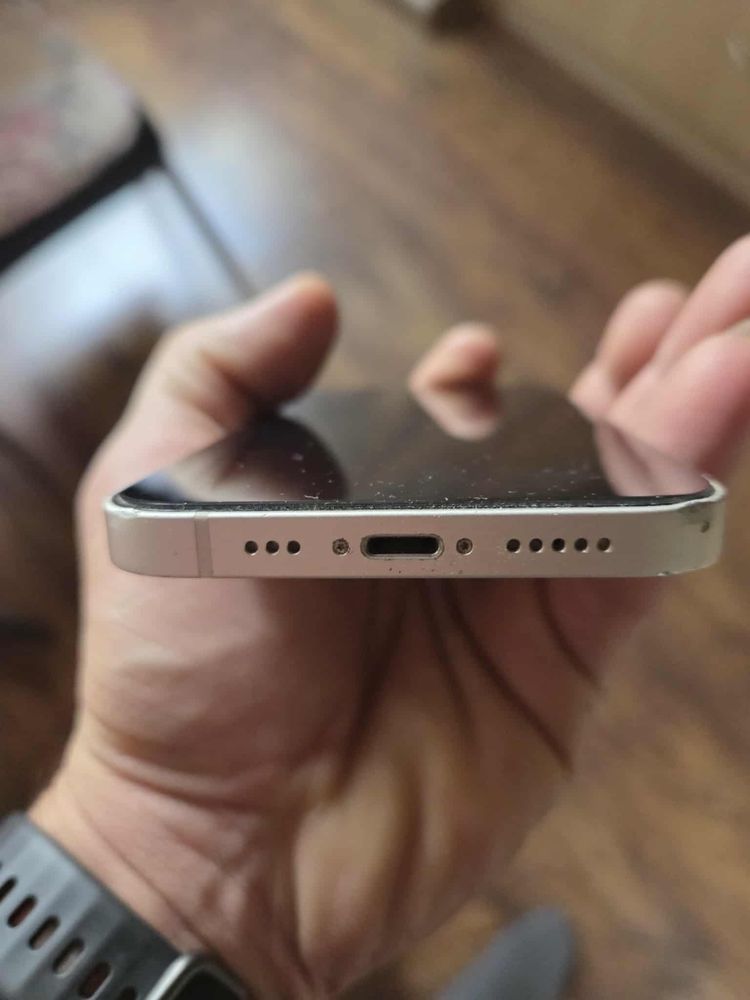 Iphone 12 /64 GB