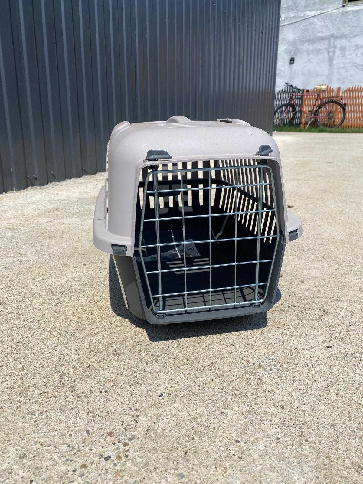 Cusca de transport pentru animale