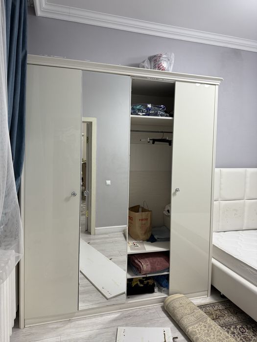 Отдам Шкаф бесплатно