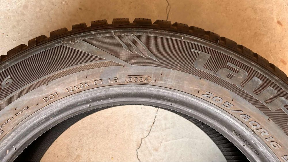 Зимни ацвтомобилни гуми Laufenn