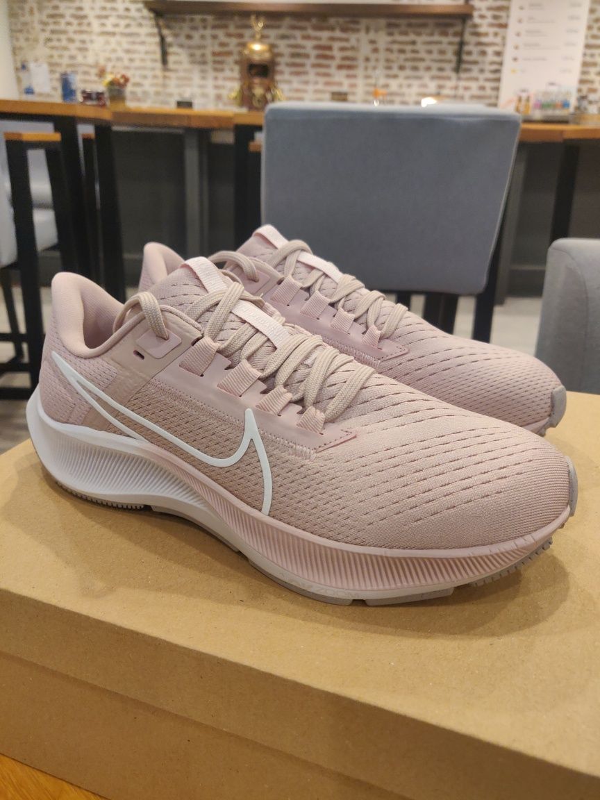 Nike Air Zoom Pegasus 38 номер 39