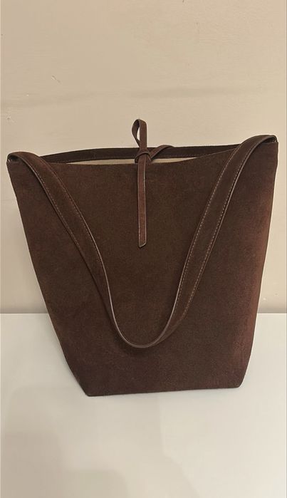 Сумка the row, ведро, замша, шоколад