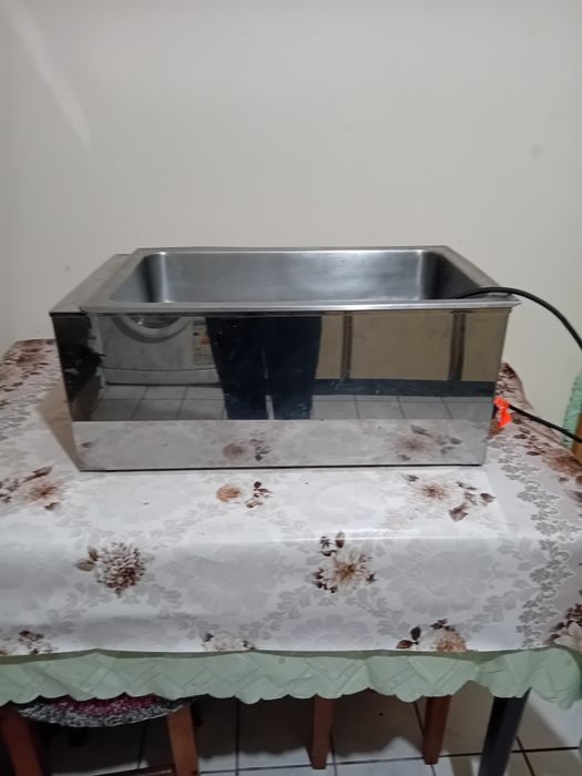 VITRINA Caldă Bain marie