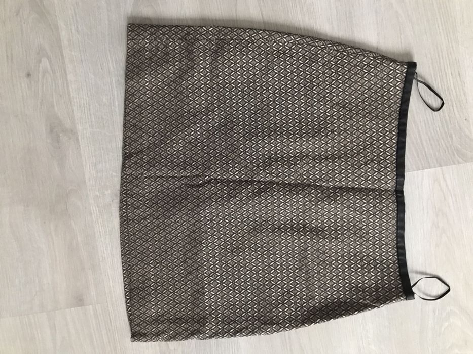 Дамски поли, размери S/M/L