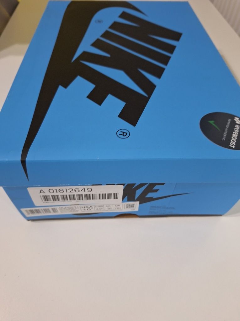 NIKE Air jordan 1 high UNC toe
