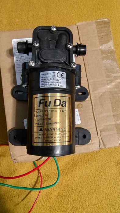 Диафрагмена помпа 12v