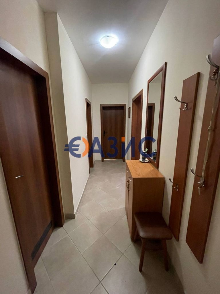 Продава се Двустаен апартамент в Обзор - 72 кв.м за 903 €/кв.м - Снимка #10