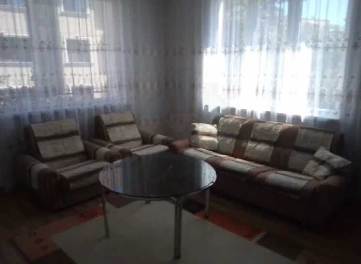 Дава се под наем Четиристаен апартамент в Пловдив, Център - 120 кв.м за 306 € - Снимка #1