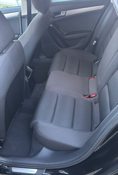 AUDI A4 B8 Avant 2.0TDI 2011