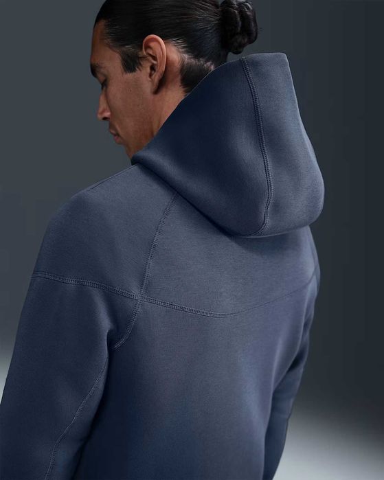 Nike Tech Fleece Paris Saint Germain Спортен Екип