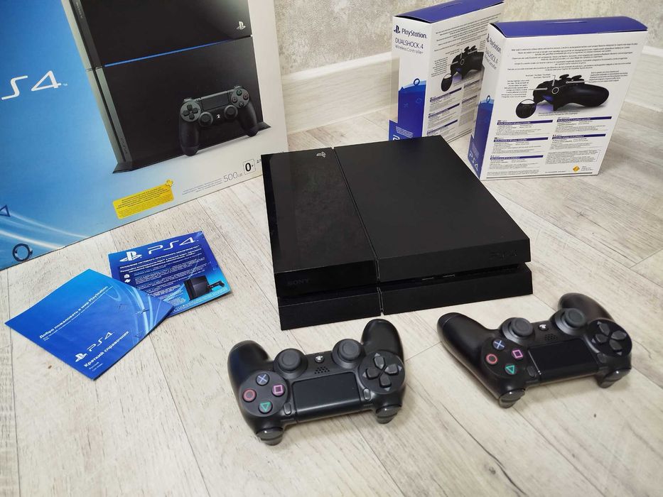 Sony Playstation 4 продам PS4