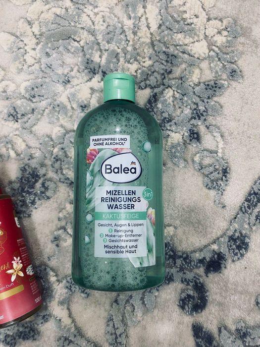 Yuz tozalovchi gel va suyuqliklar