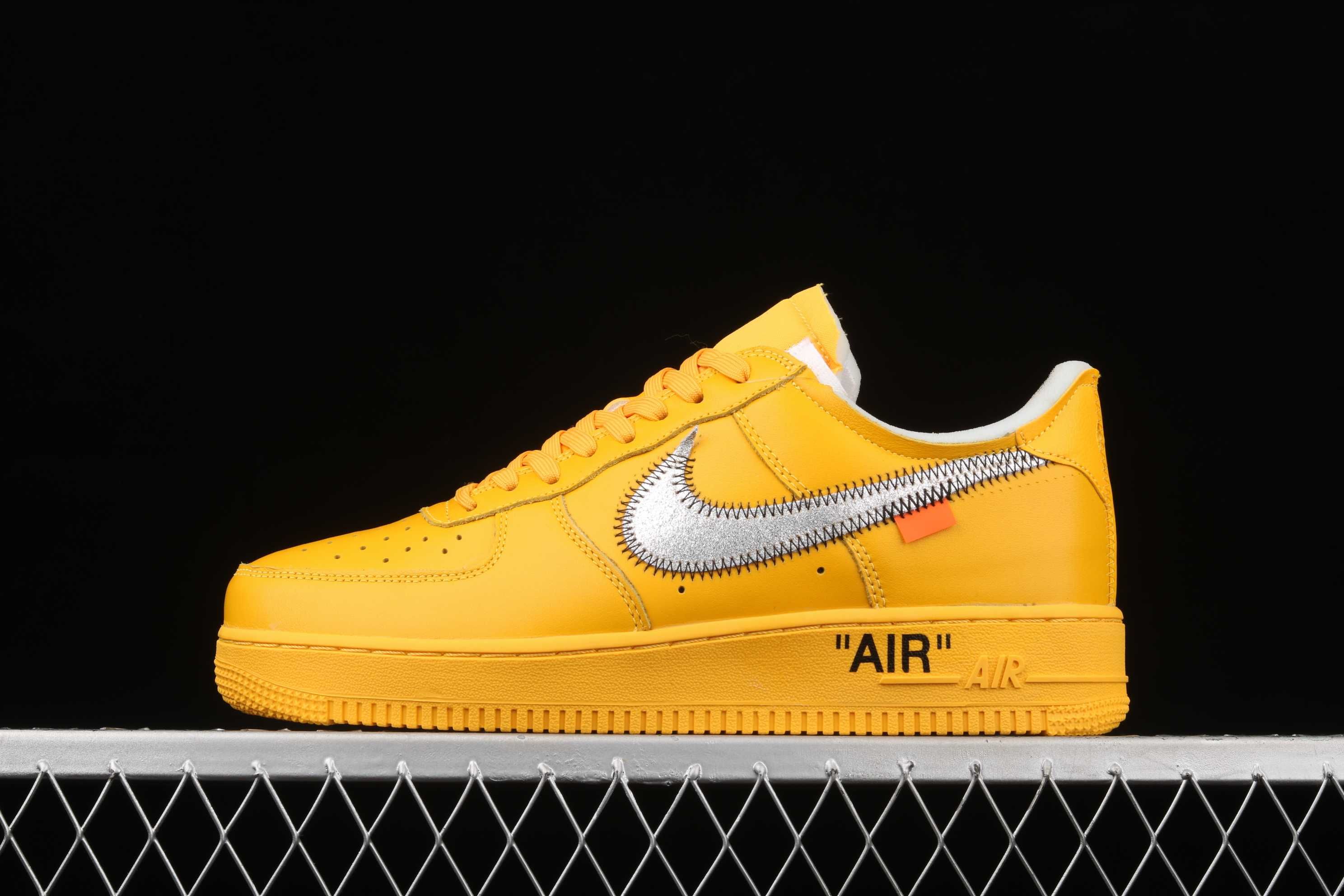 Nike Air Force 1 Low / Tiffany & Co. / By Virgil Abloh / Louis Vuitton