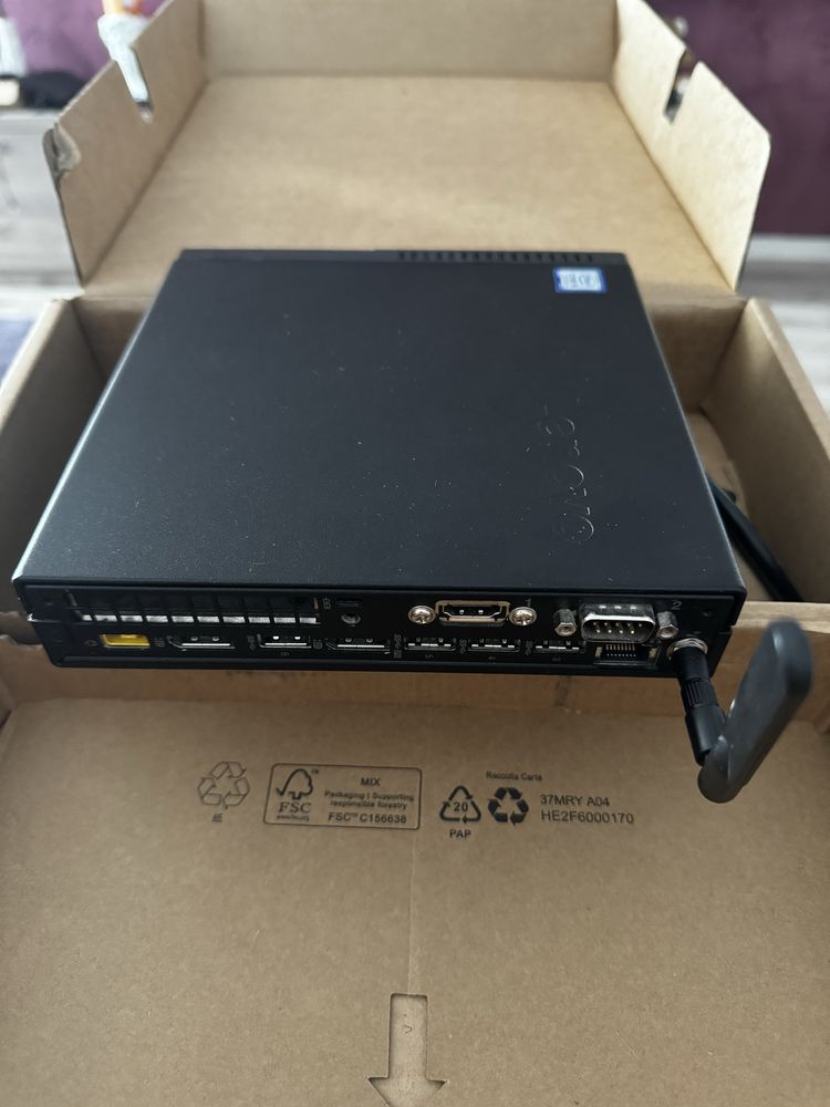 Lenovo ThinkCentre M710q i5 7400t,8gb ram, 500 gb SSD WD Blue