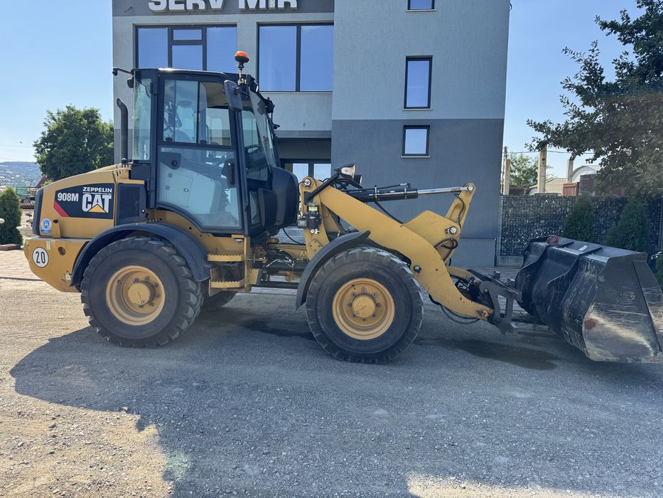 Incarcator frontal Caterpillar CAT 908M