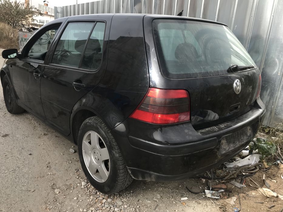Голф 4 на части 1.6 бензин Golf 4 an chasti