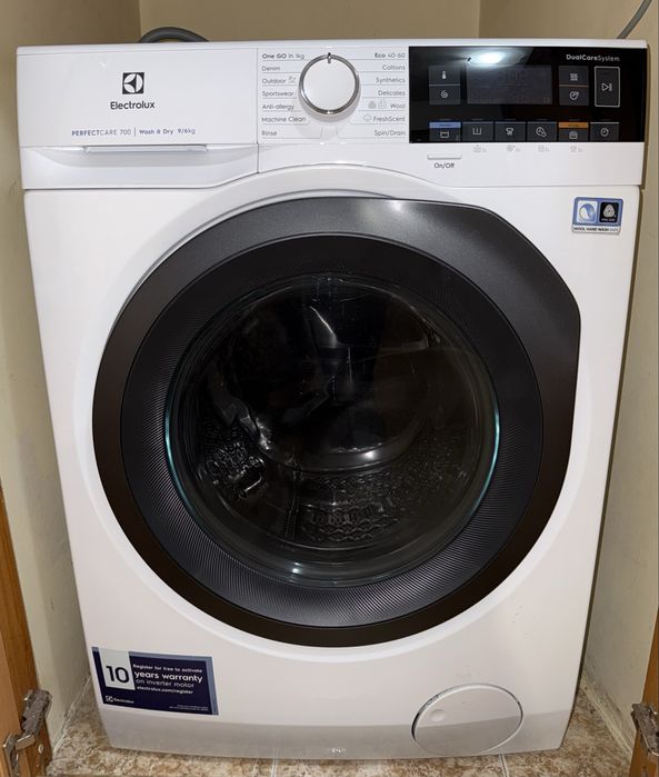 Пералня със сушилня Electrolux Perfect Care 700