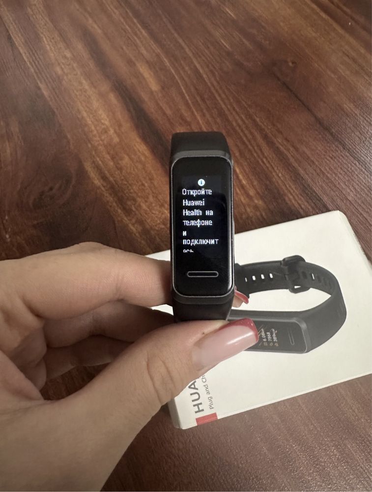 Смарт часы Huawei Band 4