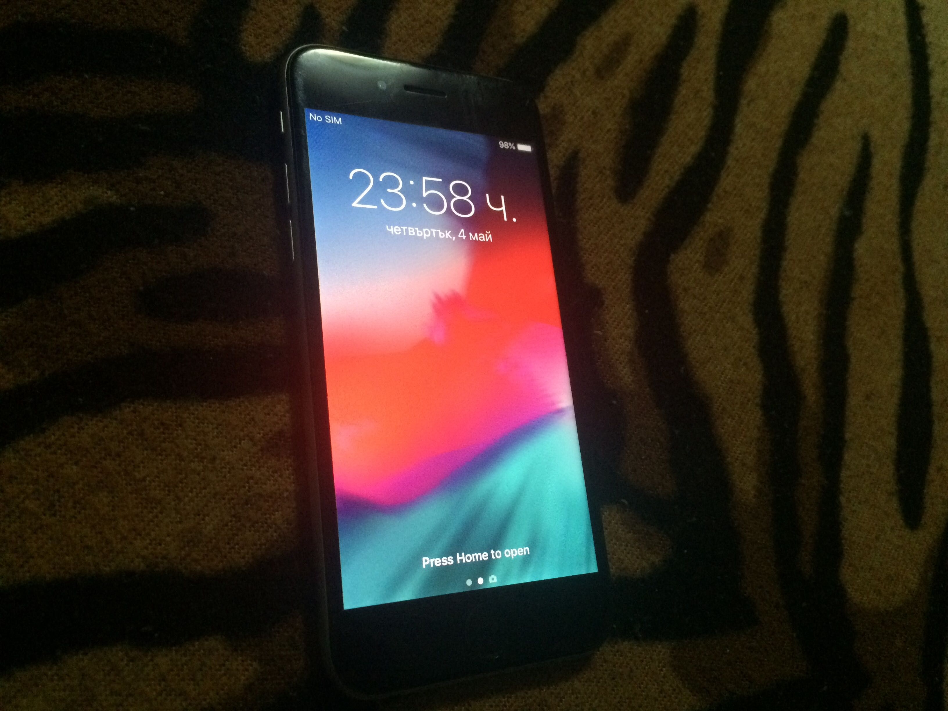 Iphone6 + чисто нов смарт часовник xiaomi redmi Watch 2 black