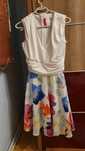 Rochie  scurta alba cu imprimeu floral Atmosphere ,noua fără eticheta.