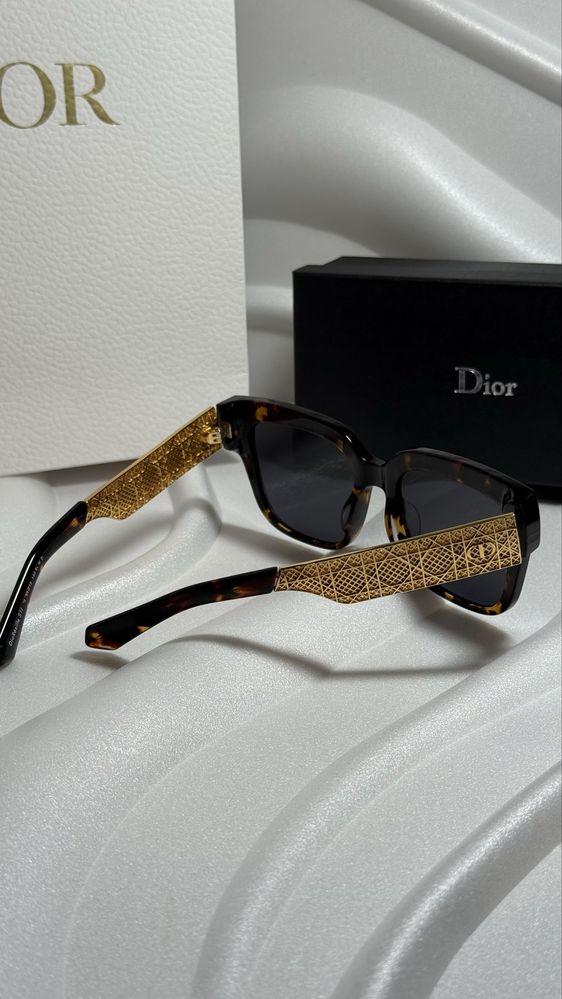 Слънчеви очила Christian Dior