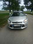 Vănd mașina Ford focus