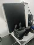 Vând sau schimb Xbox one s