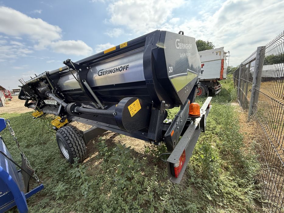 Echipament recoltat floarea-soarelui Geringhoff SunLite Horizon 30