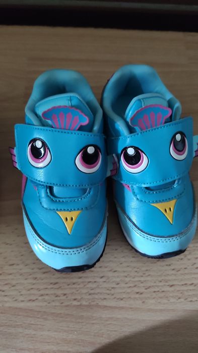 Маратонки Reebok за момиче номер 22.5