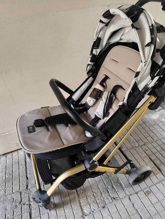 Лятна количка CHIPOLINO TWISTER 360° черна