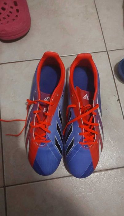 ghete adidas editie messi