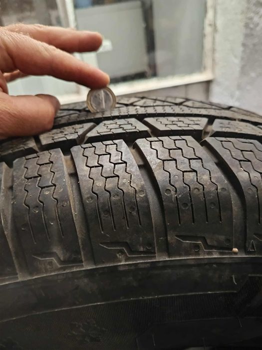 Гуми 247/70  R16