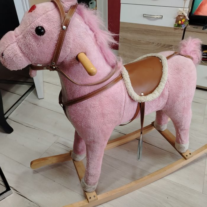 Конче, кон люлка