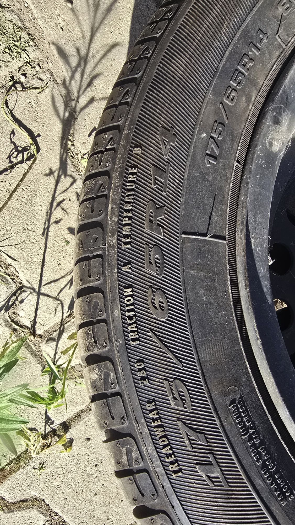 Roti 4x100 Clio symbol anvelope vara 175 65 r14 renault