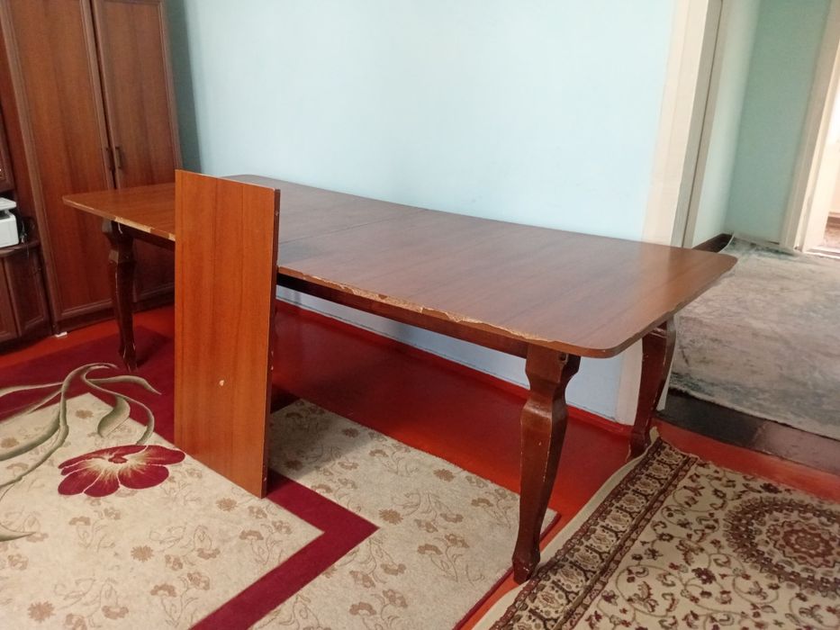 Продам стол, в хорошем состоянии