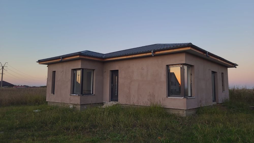 Casa de vânzare 2 camere Crevedia 25 km București