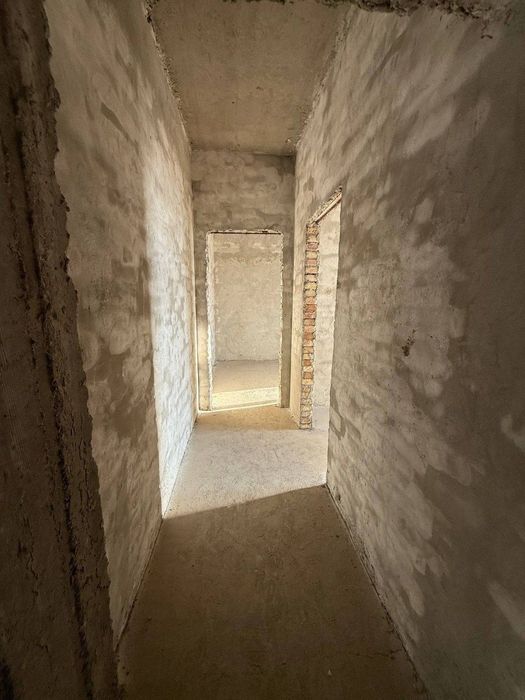 Konechka tomonda 3 xonali korobka sotiladi